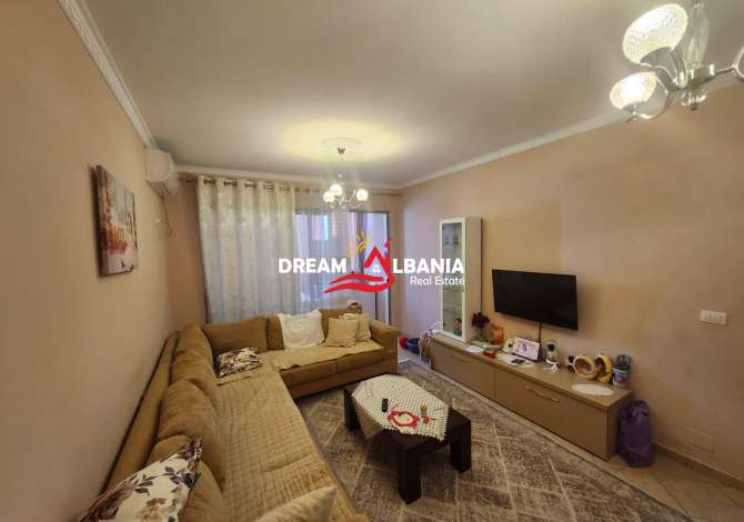 Shtepi ne shitje Apartament ne Tirane, 1+1, Mobilimi E mobiluar, Pagesa 73,000  Euro.