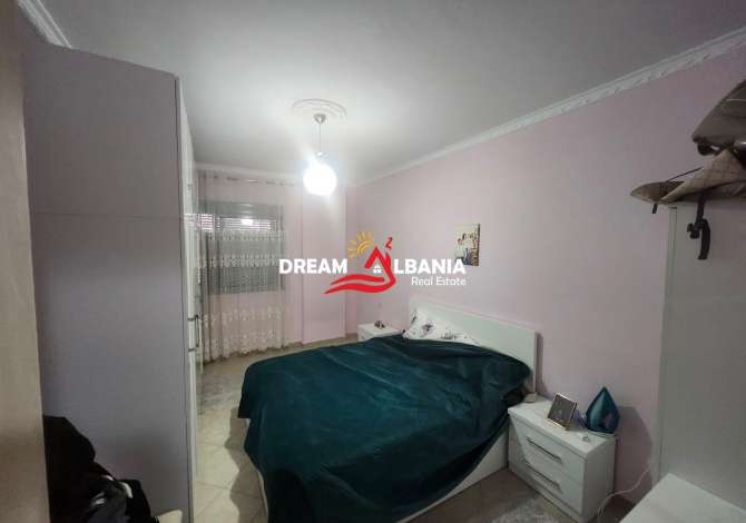 Shtepi ne shitje Apartament ne Tirane, 1+1, Mobilimi E mobiluar, Pagesa 73,000  Euro.