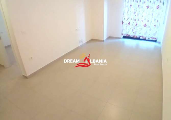 Ambient biznesi me qera 3+1 ne Tirane - 600 Euro
