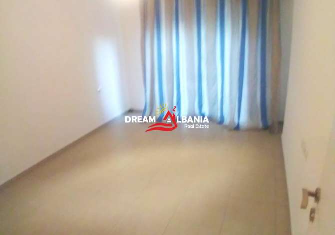 Ambient biznesi me qera 3+1 ne Tirane - 600 Euro