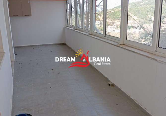 Shtepi ne shitje Apartament ne Tirane, 1+1, Mobilimi E mobiluar, Pagesa 78,000  Euro.