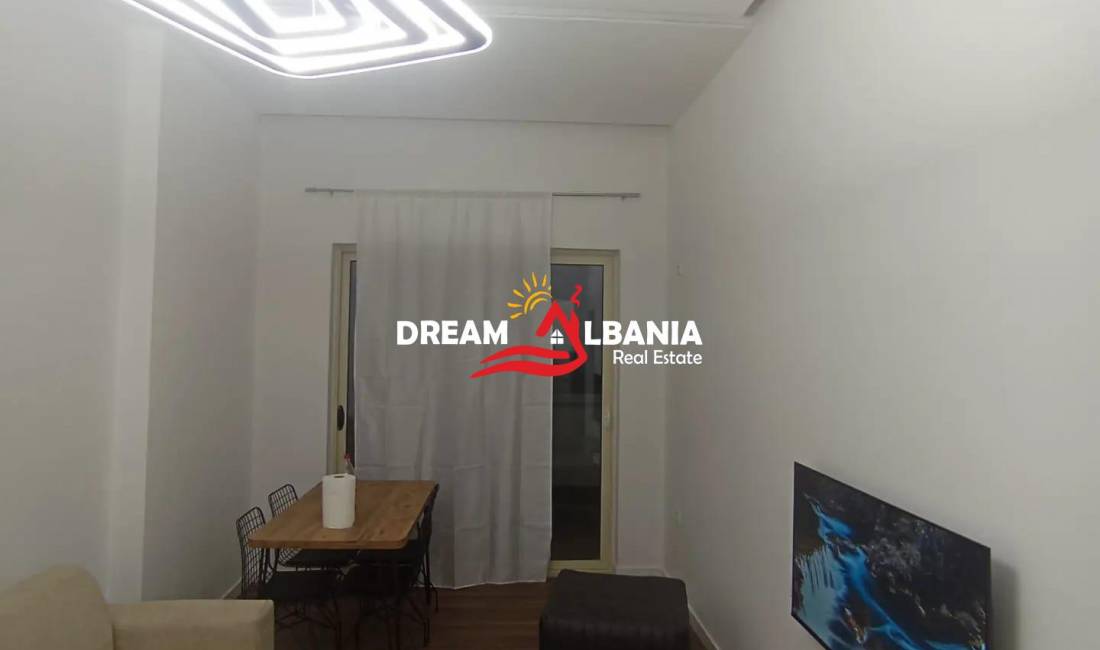 Shtepi ne shitje Apartament ne Tirane, 1+1, Mobilimi E mobiluar, Pagesa 78,000  Euro.
