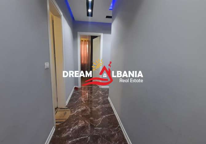 Shtepi ne shitje Apartament ne Tirane, 3+1, Mobilimi E mobiluar, Pagesa 175,000  Euro.