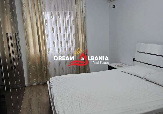 Shtepi ne shitje Apartament ne Tirane, 2+1, Mobilimi E mobiluar, Pagesa 130,000  Euro.