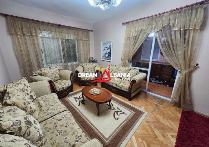 Shtepi ne shitje Apartament ne Tirane, 2+1, Mobilimi E mobiluar, Pagesa 182,000  Euro.