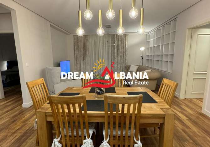 Shtepi me qera 2+1 ne Tirane - 2,500 Euro