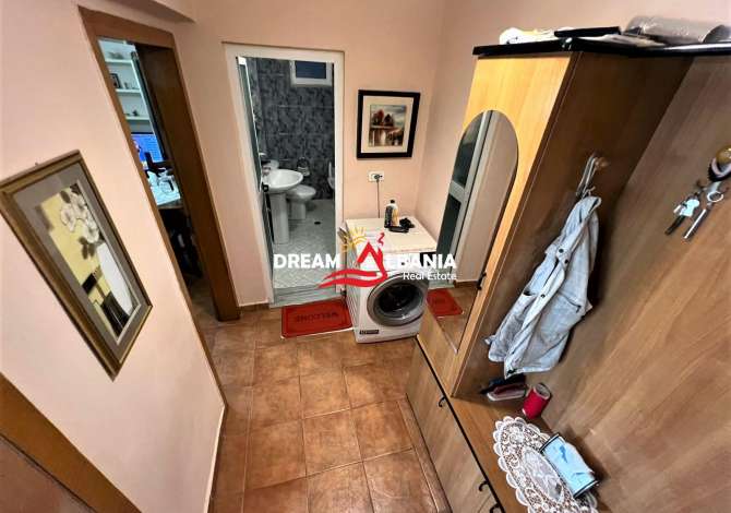 Shtepi ne shitje Apartament ne Tirane, 1+1, Mobilimi Bosh, pa mobiluar, Pagesa 78,000  Euro.