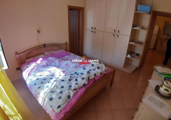 Shtepi ne shitje  ne Tirane, 1+1, Mobilimi E mobiluar, Pagesa 50,000  Euro.