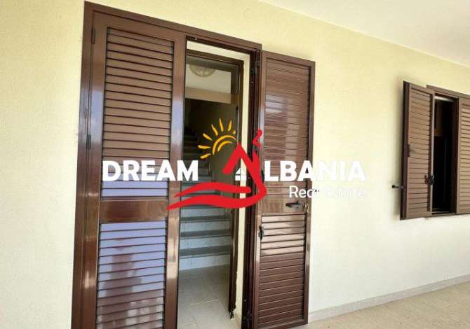 Ambient biznesi me qera 3+1 ne Tirane - 800 Euro