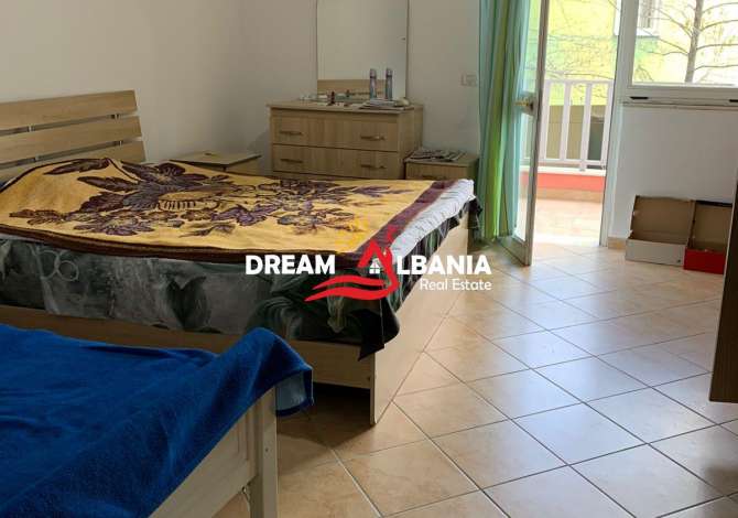 Shtepi ne shitje Apartament ne Tirane, 1+1, Mobilimi E mobiluar, Pagesa 122,400  Euro.