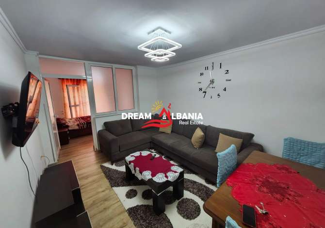 Shtepi ne shitje Apartament ne Tirane, 2+1, Mobilimi E mobiluar, Pagesa 110,000  Euro.