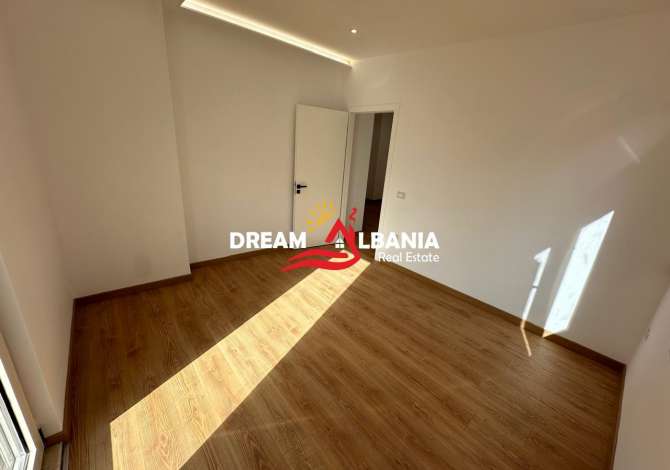 Shtepi ne shitje Apartament ne Tirane, 2+1, Mobilimi Bosh, pa mobiluar, Pagesa 145,000  Euro.