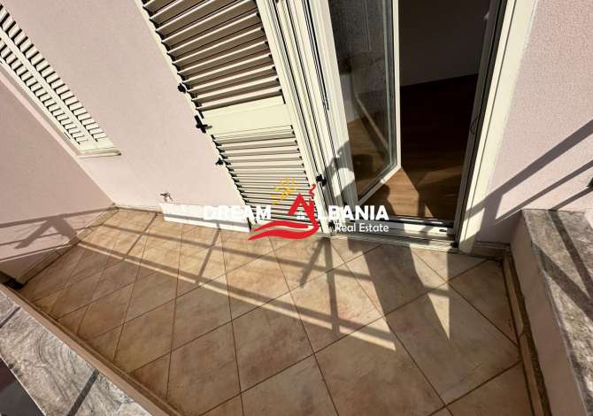 Shtepi ne shitje Apartament ne Tirane, 2+1, Mobilimi Bosh, pa mobiluar, Pagesa 145,000  Euro.