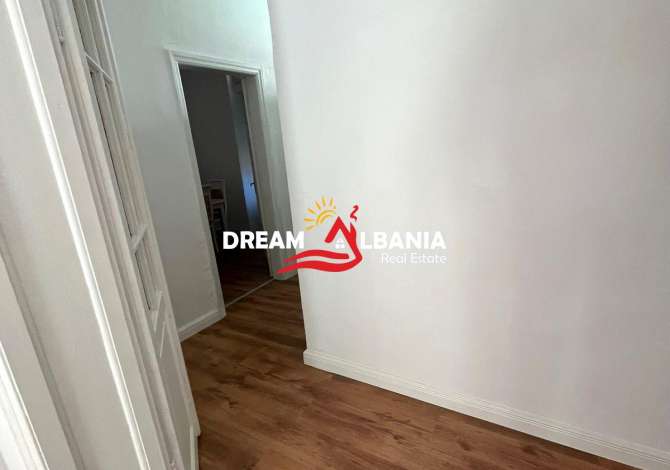 Shtepi ne shitje Shtepi Private ne Tirane, 3+1, Mobilimi E mobiluar, Pagesa 420,000  Euro.