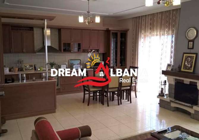 Shtepi ne shitje 3+1 ne Tirane - 365,000 Euro