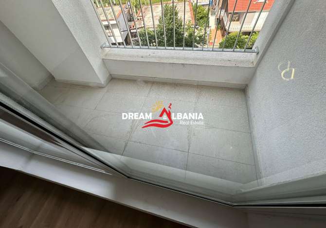 Shtepi ne shitje Apartament ne Tirane, 1+1, Mobilimi Bosh, pa mobiluar, Pagesa 80,000  Euro.