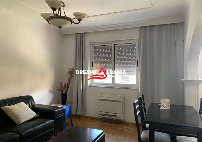 Shtepi me qera Apartament ne Tirane, 2+1, Mobilimi E mobiluar, Pagesa 450  Euro.