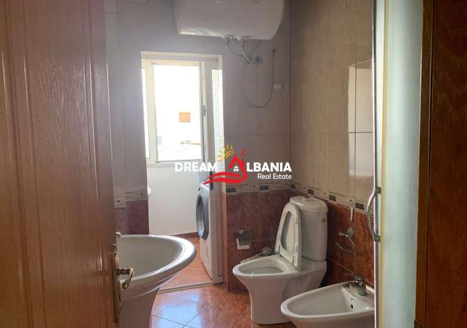 Shtepi me qera Apartament ne Tirane, 2+1, Mobilimi E mobiluar, Pagesa 450  Euro.