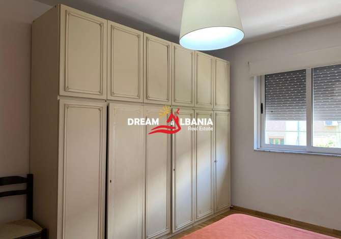 Shtepi me qera Apartament ne Tirane, 2+1, Mobilimi E mobiluar, Pagesa 450  Euro.