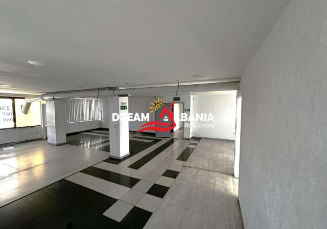Ambient biznesi me qera 3+1 ne Tirane - 2,200 Euro