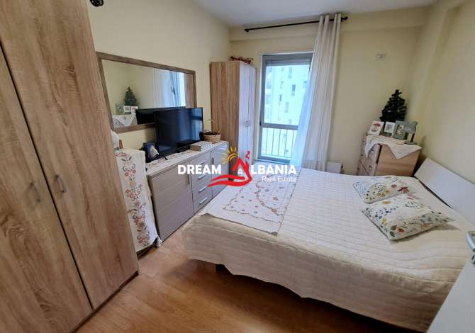 Shtepi ne shitje Apartament ne Tirane, 2+1, Mobilimi E mobiluar, Pagesa 170,000  Euro.