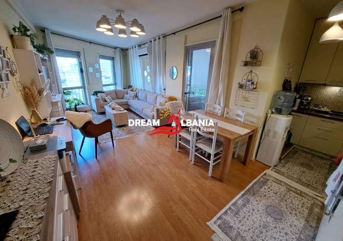 Shtepi ne shitje 2+1 ne Tirane - 170,000 Euro