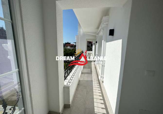 Shtepi me qera Vila Luksoze ne Tirane, 7+1, Mobilimi E mobiluar, Pagesa 3,000  Euro.