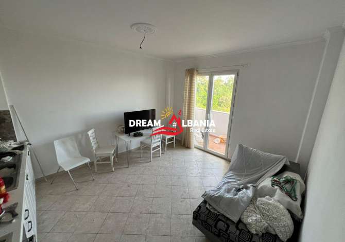 Shtepi ne shitje Apartament ne Tirane, 1+1, Mobilimi Bosh, pa mobiluar, Pagesa 67,850  Euro.