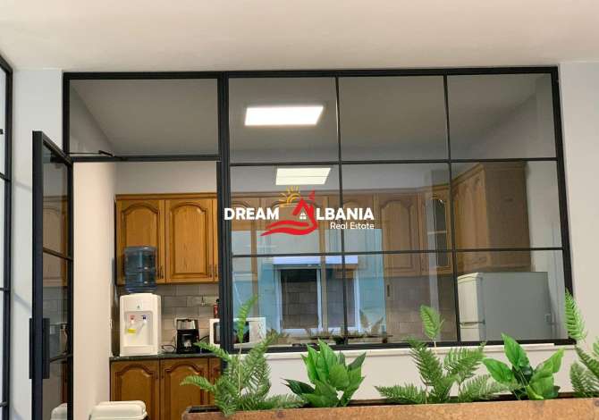 Zyre/Ambjent Biznesi me Qera ne Bllok, rruga Brigada 8 ne Tirane (ID 42611092)