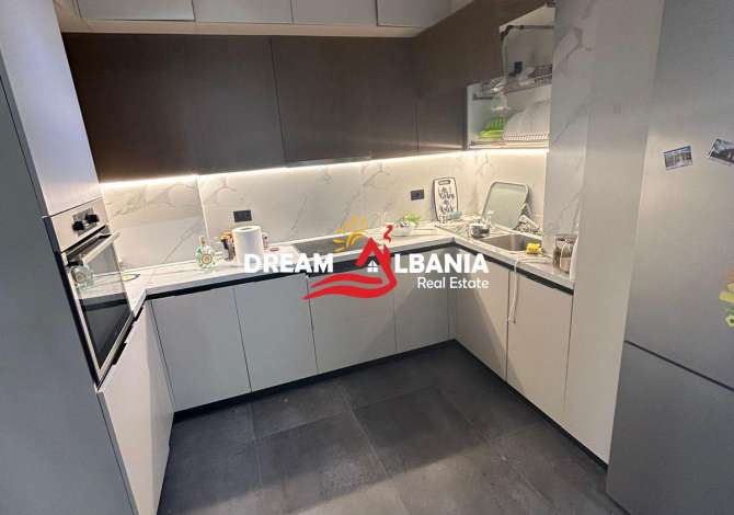 Shtepi ne shitje 3+1 ne Tirane - 140,000 Euro