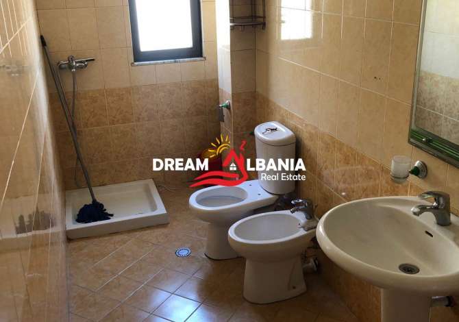 Shtepi me qera Apartament ne Tirane, 2+1, Mobilimi E mobiluar, Pagesa 400  Euro.