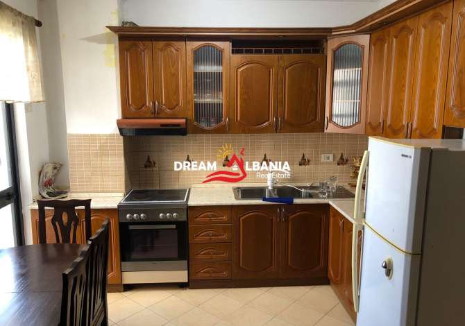 Shtepi me qera 2+1 ne Tirane - 400 Euro