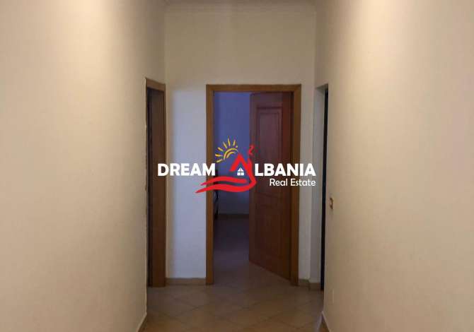 Shtepi me qera Apartament ne Tirane, 2+1, Mobilimi E mobiluar, Pagesa 400  Euro.