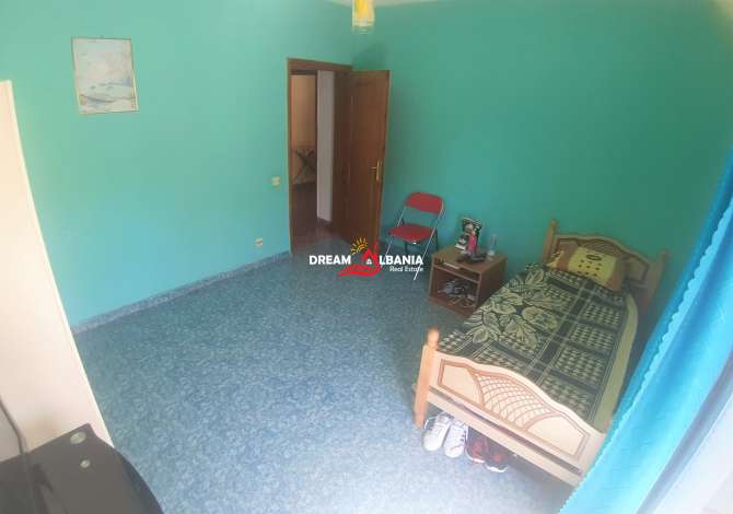 Shtepi ne shitje  ne Tirane, 2+1, Mobilimi E mobiluar, Pagesa 120,000  Euro.