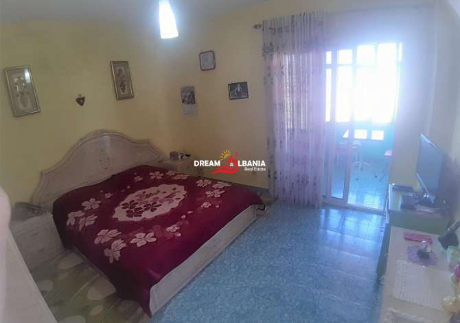 Shtepi ne shitje  ne Tirane, 2+1, Mobilimi E mobiluar, Pagesa 120,000  Euro.