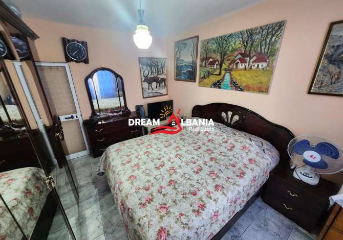 Shtepi ne shitje Apartament ne Tirane, 1+1, Mobilimi E mobiluar, Pagesa 60,000  Euro.