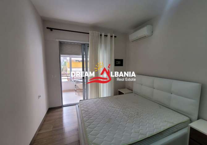 Shtepi ne shitje Apartament ne Tirane, 2+1, Mobilimi E mobiluar, Pagesa 215,000  Euro.