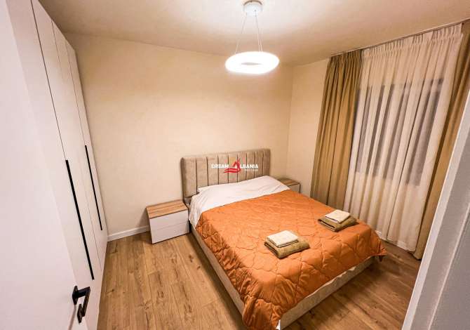 Shtepi ne shitje Apartament ne Tirane, 2+1, Mobilimi E mobiluar, Pagesa 125,000  Euro.