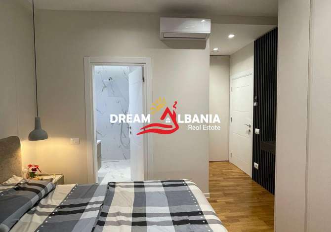 Shtepi ne shitje Apartament ne Tirane, 2+1, Mobilimi E mobiluar, Pagesa 160,000  Euro.