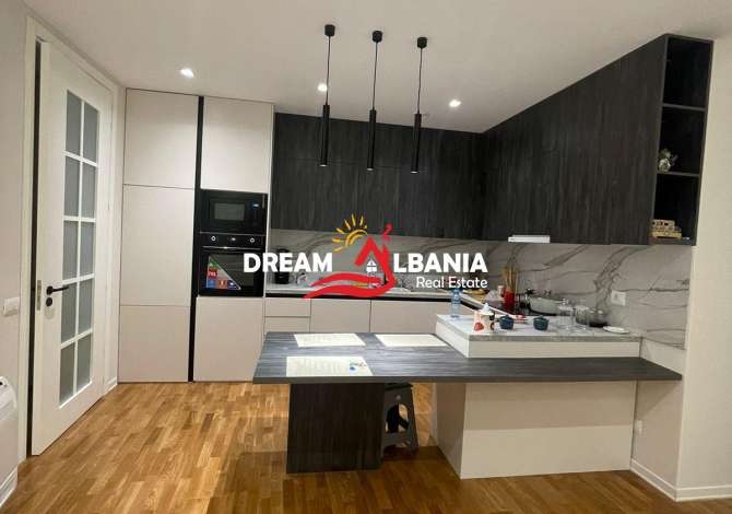 Shtepi ne shitje 2+1 ne Tirane - 160,000 Euro