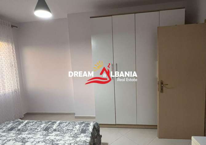 Shtepi ne shitje Apartament ne Tirane, 1+1, Mobilimi E mobiluar, Pagesa 96,000  Euro.