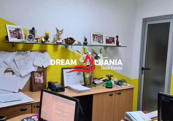 Zyre me qera ne Qender rruga Bardhok Biba ne Tirane (ID 4261528)