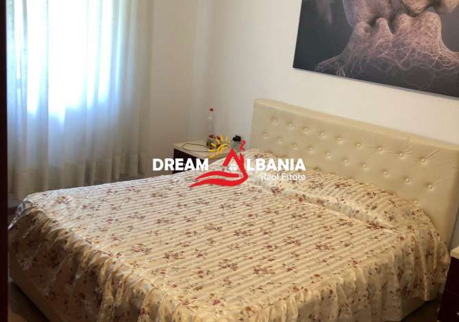 Shtepi ne shitje Apartament ne Tirane, 2+1, Mobilimi E mobiluar, Pagesa 95,000  Euro.