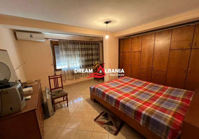 Shtepi ne shitje Apartament ne Tirane, 2+1, Mobilimi E mobiluar, Pagesa 230,862  Euro.
