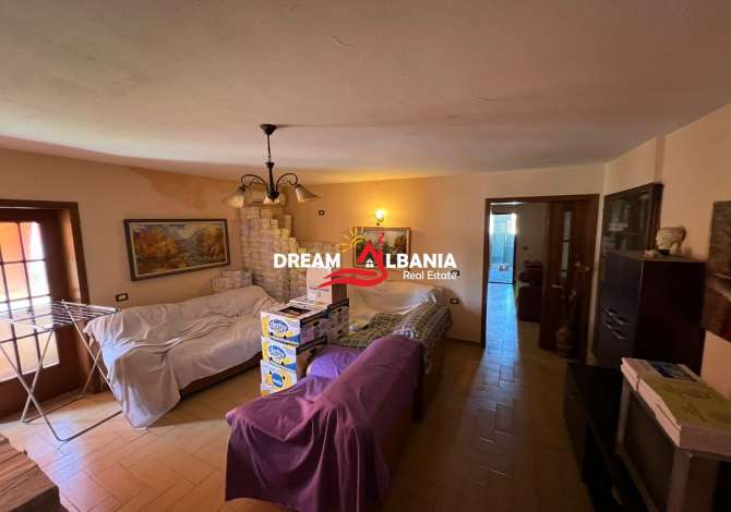 Shtepi ne shitje Apartament ne Tirane, 2+1, Mobilimi E mobiluar, Pagesa 230,862  Euro.