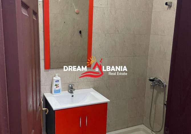 Shtepi me qera 2+1 ne Tirane - 420 Euro