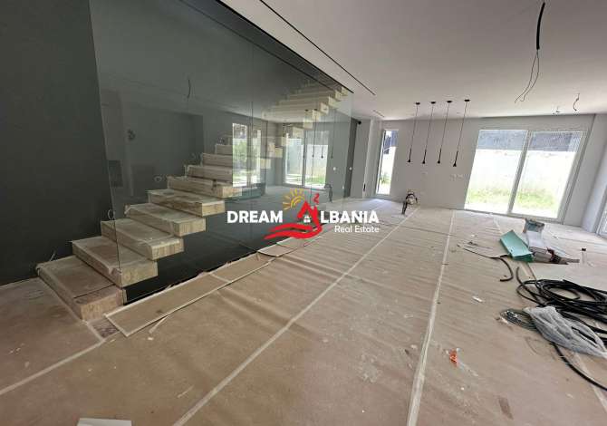 Shtepi me qera Vila Luksoze ne Tirane, 4+1, Mobilimi Bosh, pa mobiluar, Pagesa 3,500  Euro.