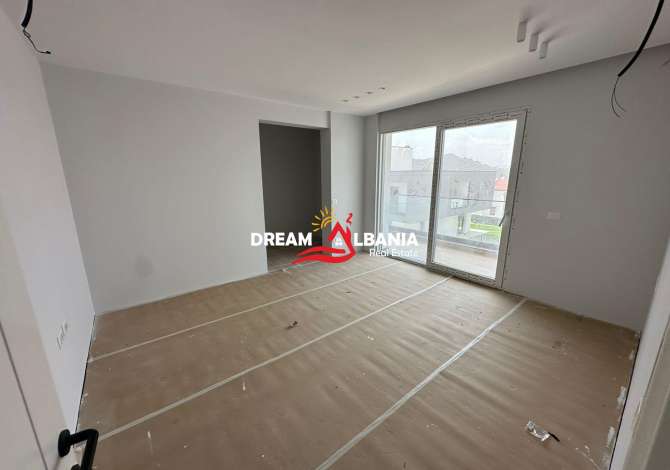 Shtepi me qera Vila Luksoze ne Tirane, 4+1, Mobilimi Bosh, pa mobiluar, Pagesa 3,500  Euro.