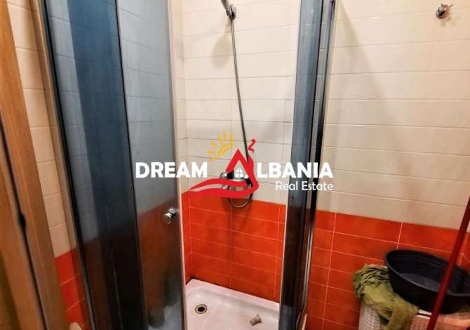 Shtepi me qera  ne Tirane, 2+1, Mobilimi E mobiluar, Pagesa 380  Euro.