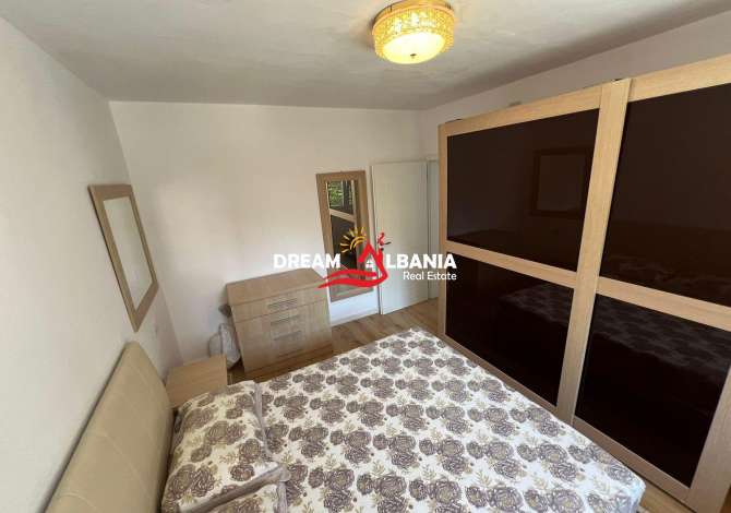 Shtepi ne shitje Apartament ne Tirane, 2+1, Mobilimi E mobiluar, Pagesa 159,000  Euro.